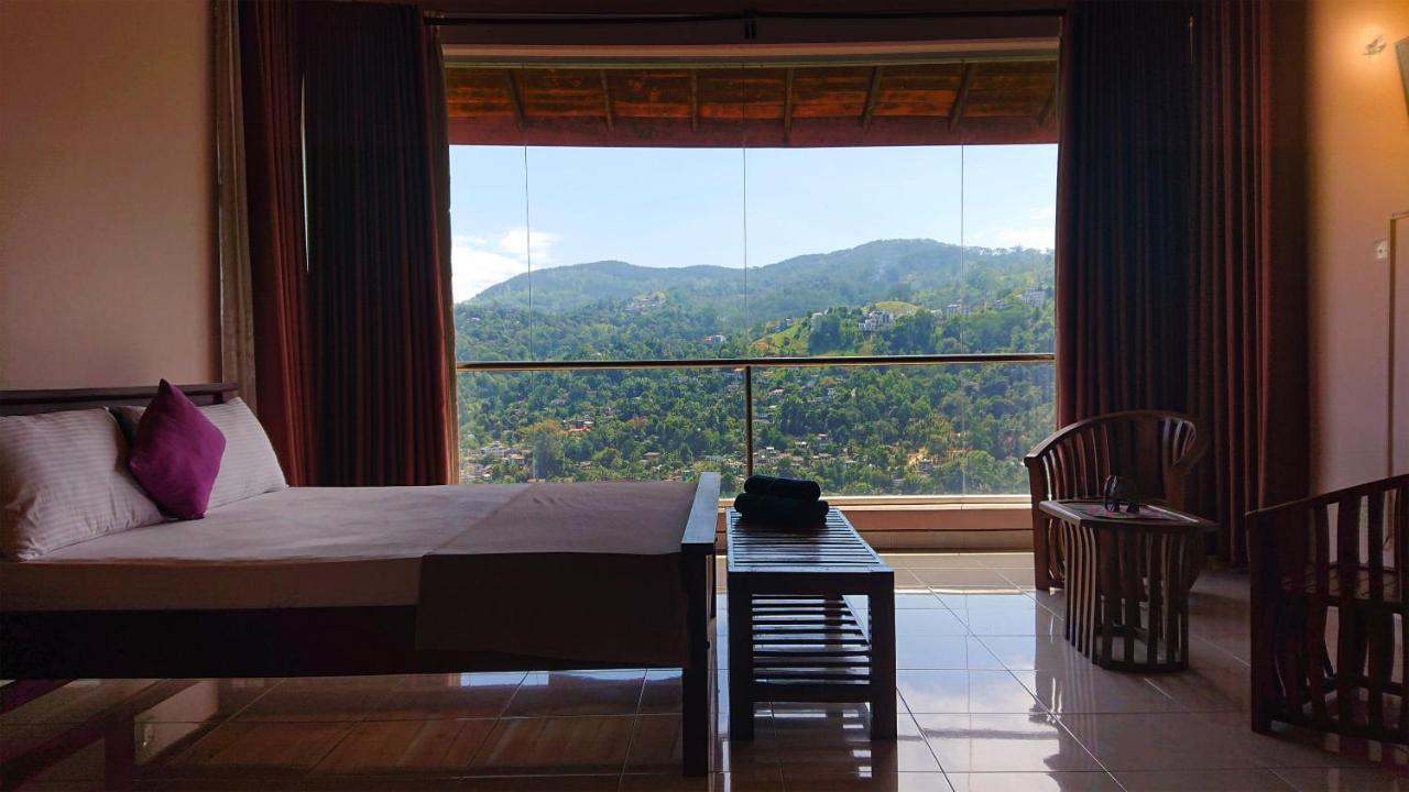 Sky Valley Hotel Kandy Exterior photo